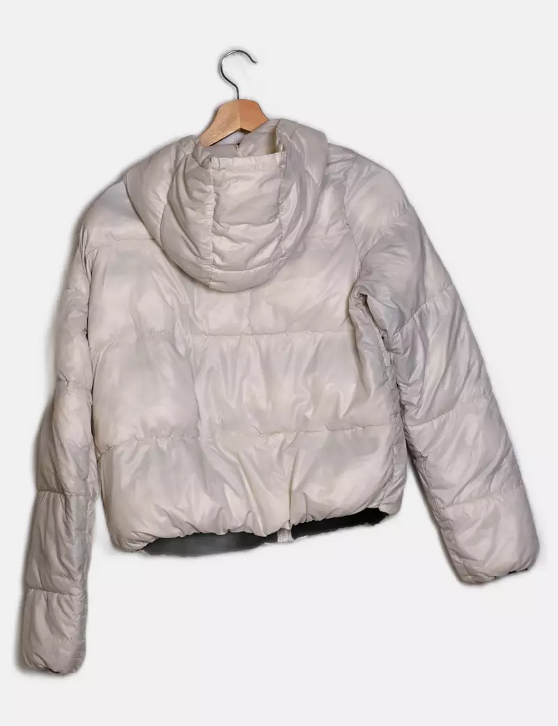Bershka Plumas